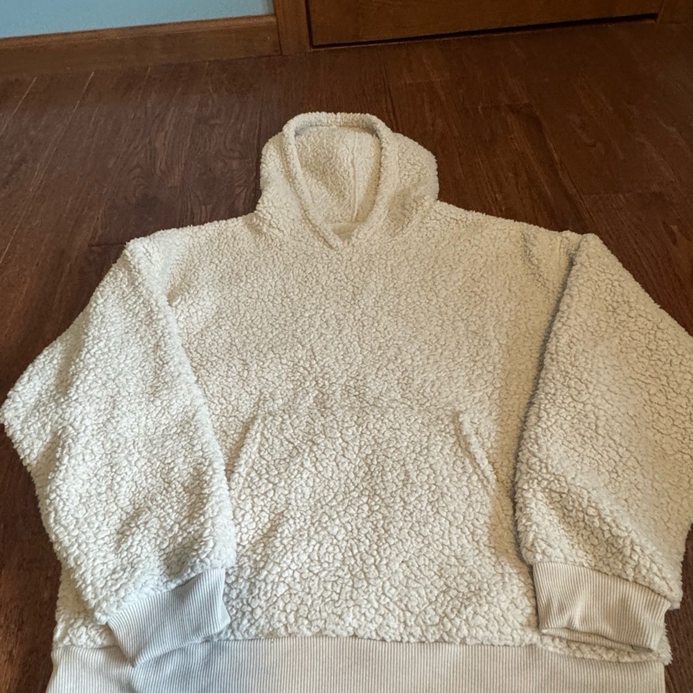 American Eagle Outfitters Cream Sherpa Turtleneck Hoodie